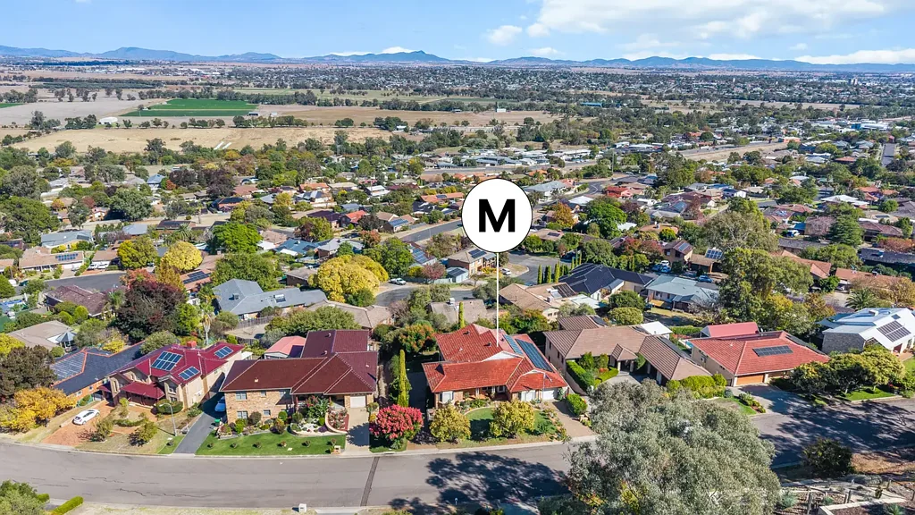 Tamworth 5Phòng ngủ GENEROUS EAST TAMWORTH LIVING WITH THE ULTIMATE WORKSHOP