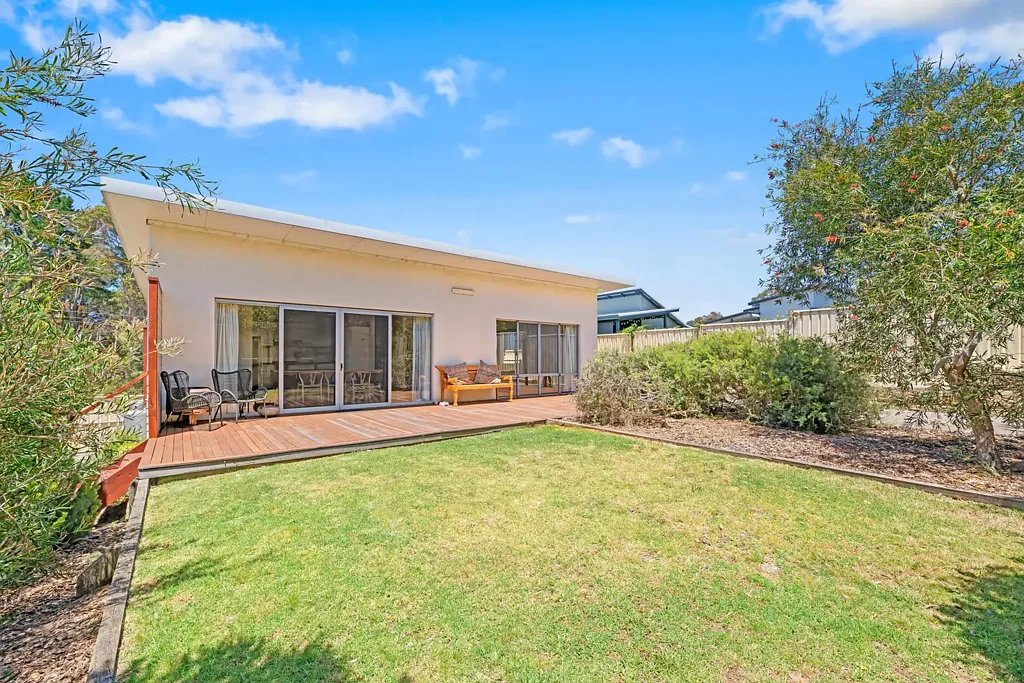 4 Smith Street - Stunning Home and Central