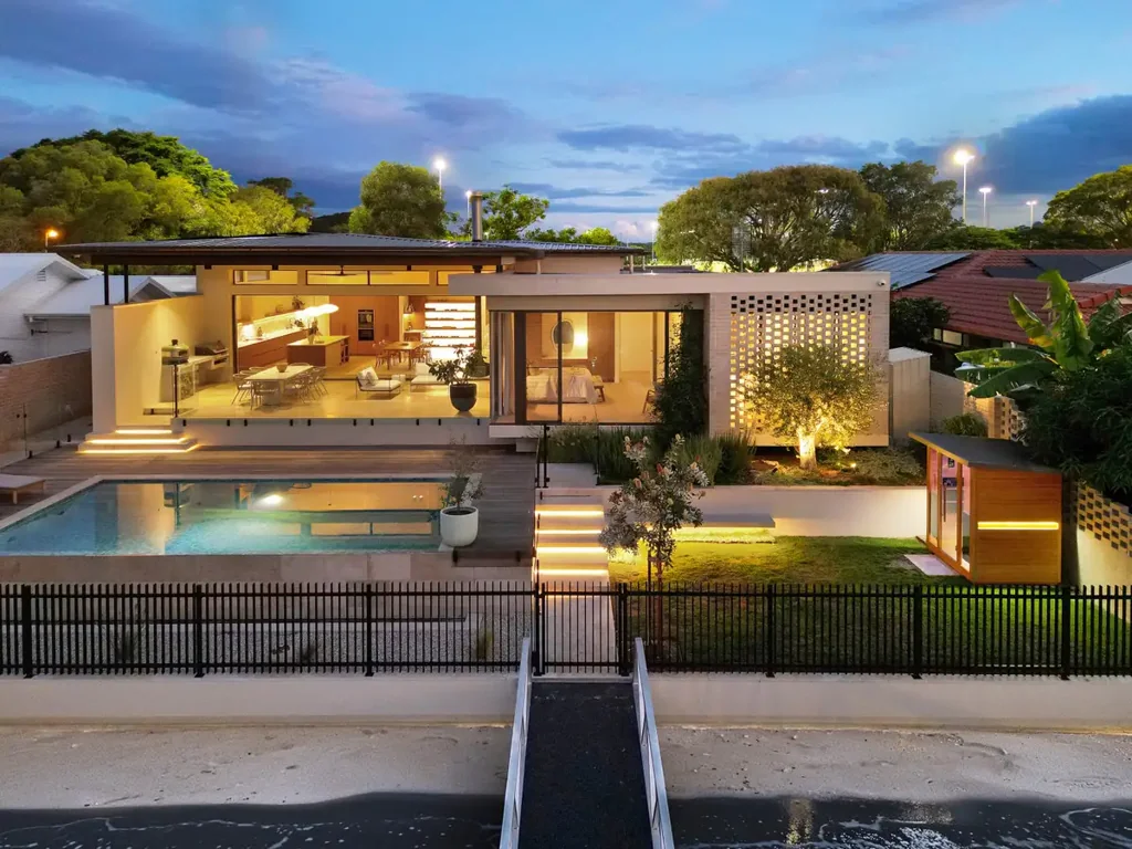 Palm Beach 4房  Flawless waterfront entertainer: a new era in luxury and liveability