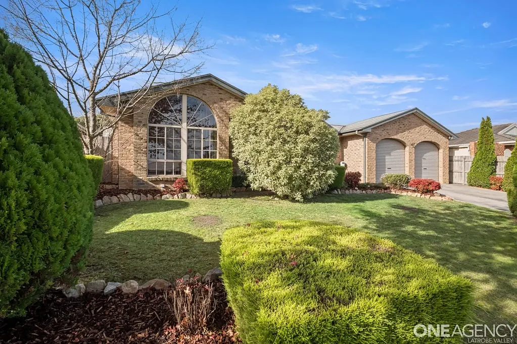 Morwell 3房  Light Filled Living, Private Setting