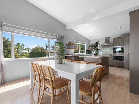 Bethlehem 4房  Spacious Home with Panoramic Views