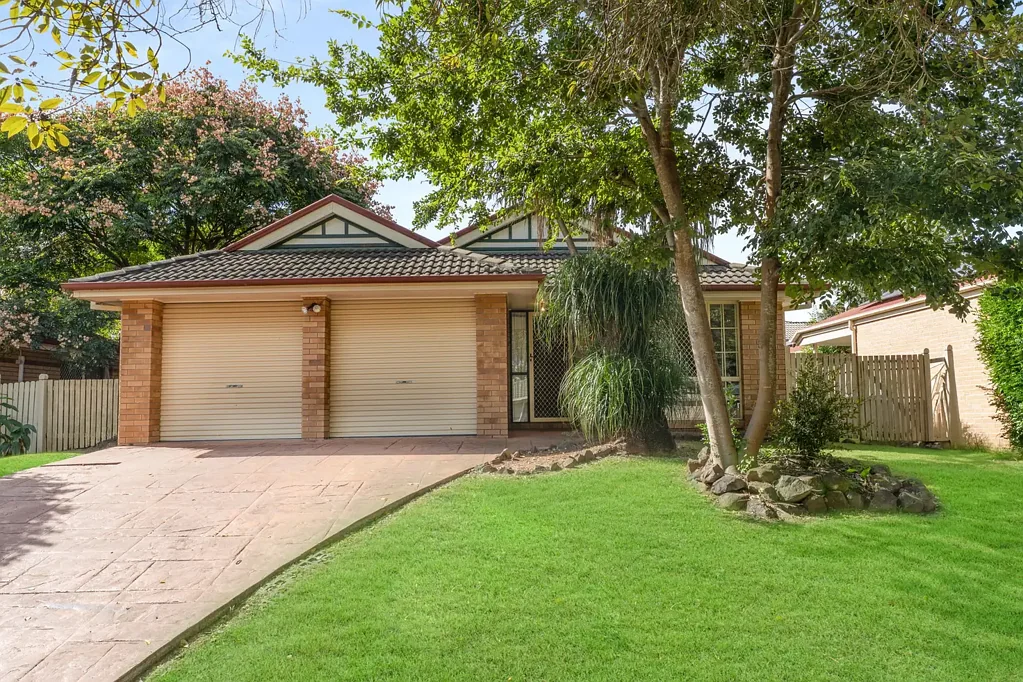 55 Jonquil Circuit, Flinders View, QLD 4305