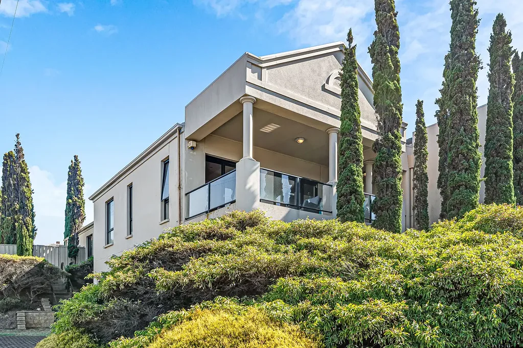 Mccracken 3Zimmer Coastal Views, Central Convenience at a Reduced Price