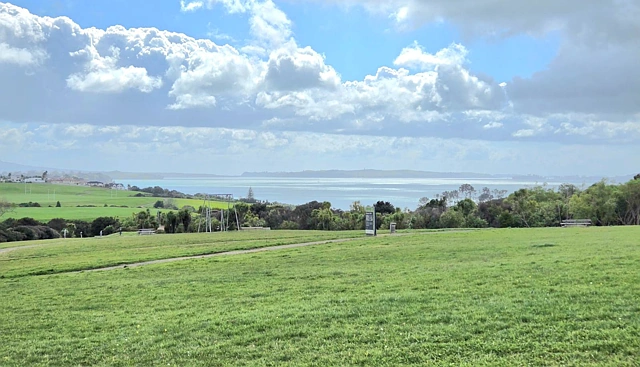 105 Macleans Road, Bucklands Beach, Manukau City