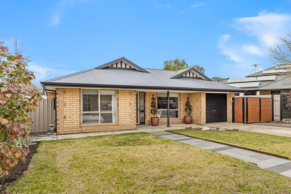 Mount Barker 3બેડરૂમ Comfort, convenience and one cracking backyard