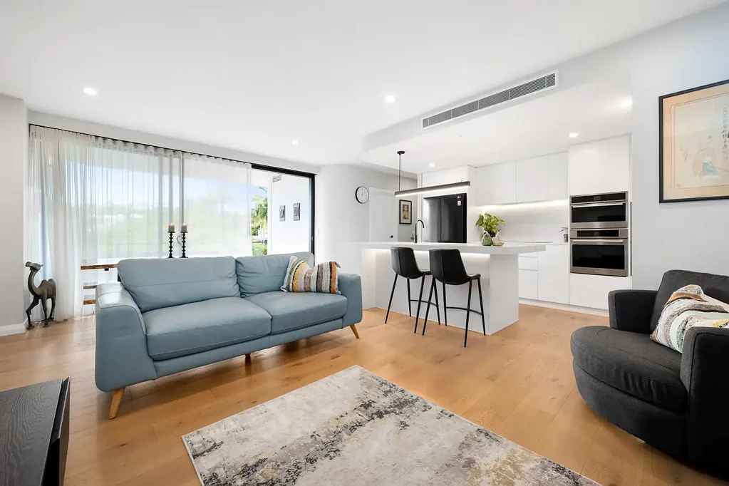 A Bespoke Designer Lifestyle Steps from Oxford Street