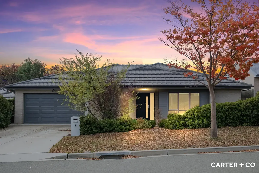 9 Ridings Road, Googong, NSW 2620