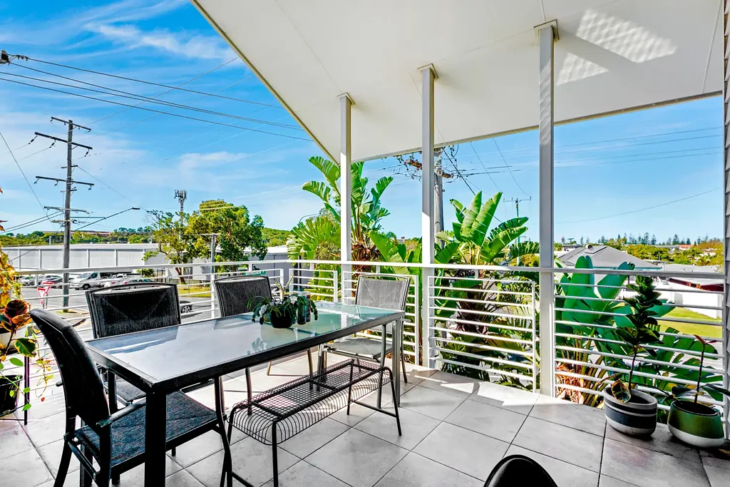 47 Hillcrest Avenue, Miami, QLD 4220