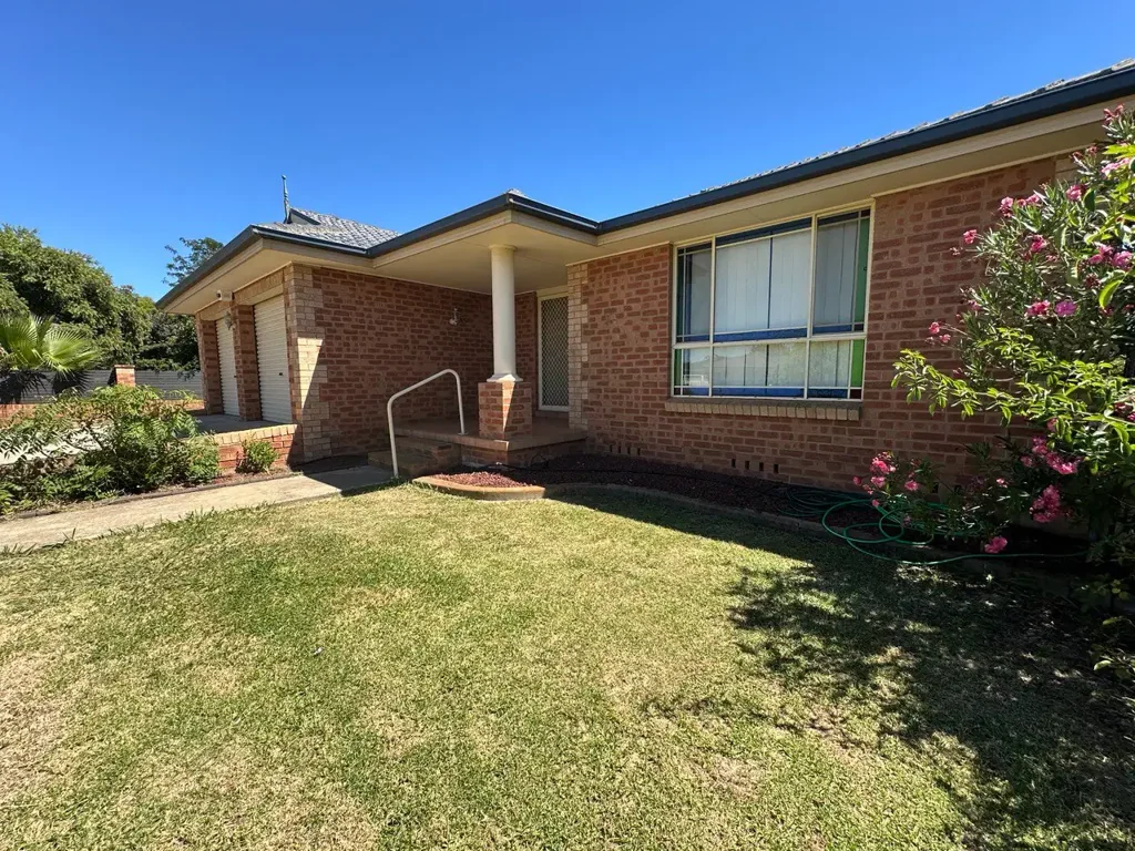 Ray White Forbes - 68511411