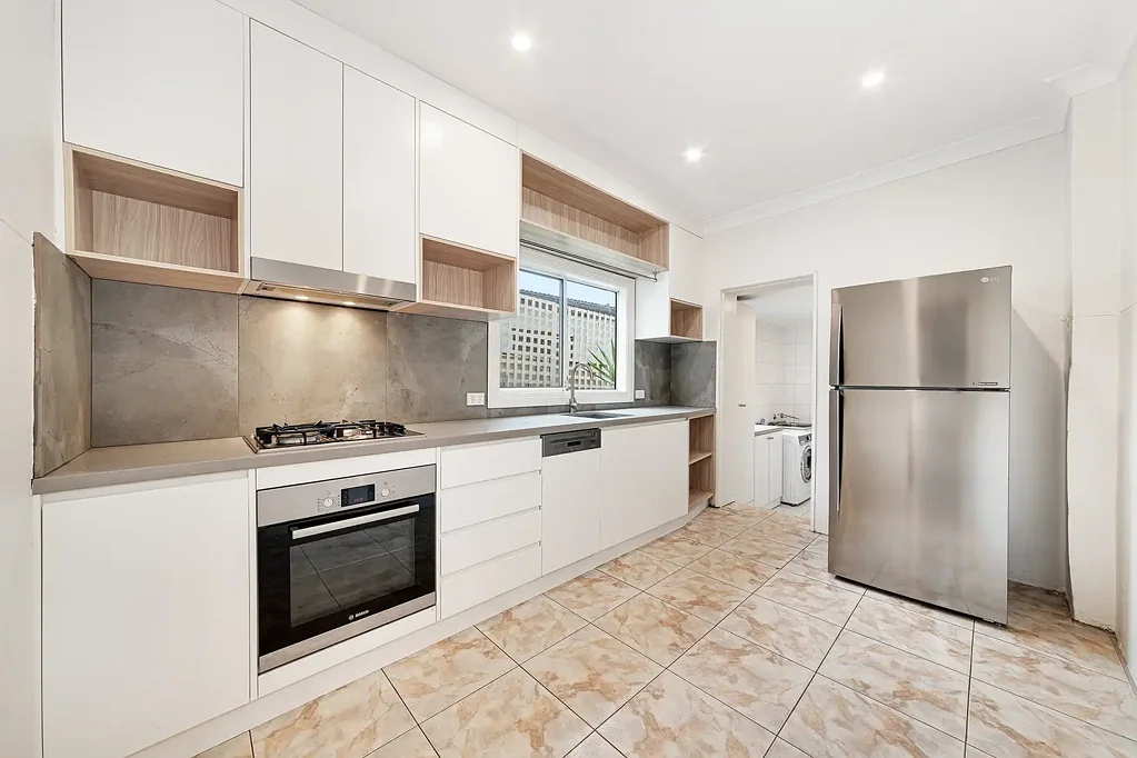 Stylish Living in a Lifestyle-Rich Location