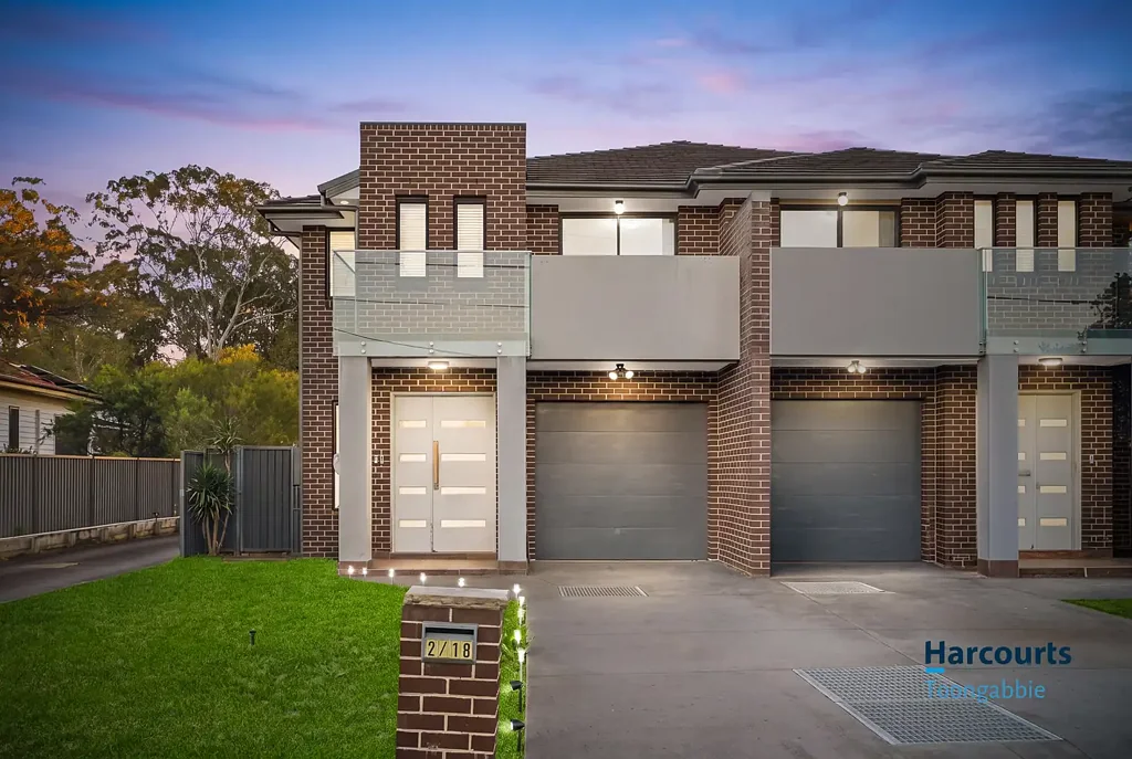 Toongabbie 4Phòng ngủ Executive Masterpiece | Space, Style & Unbeatable Location!