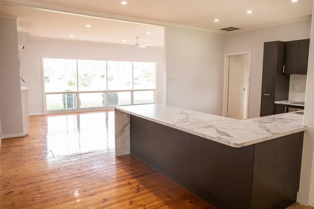 Cleve 3कमरा Charming 3 Bedroom Home in the Heart of Cleve