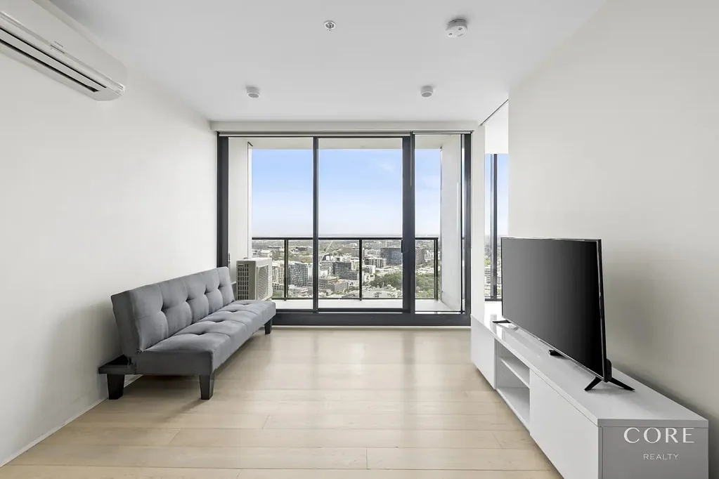 Fully Furnished 2 Bed 2 Bath with Carpark