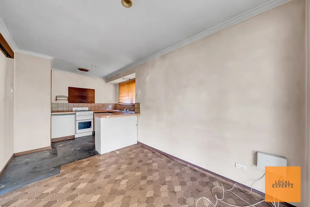 76 First Avenue, Melton South, VIC 3338
