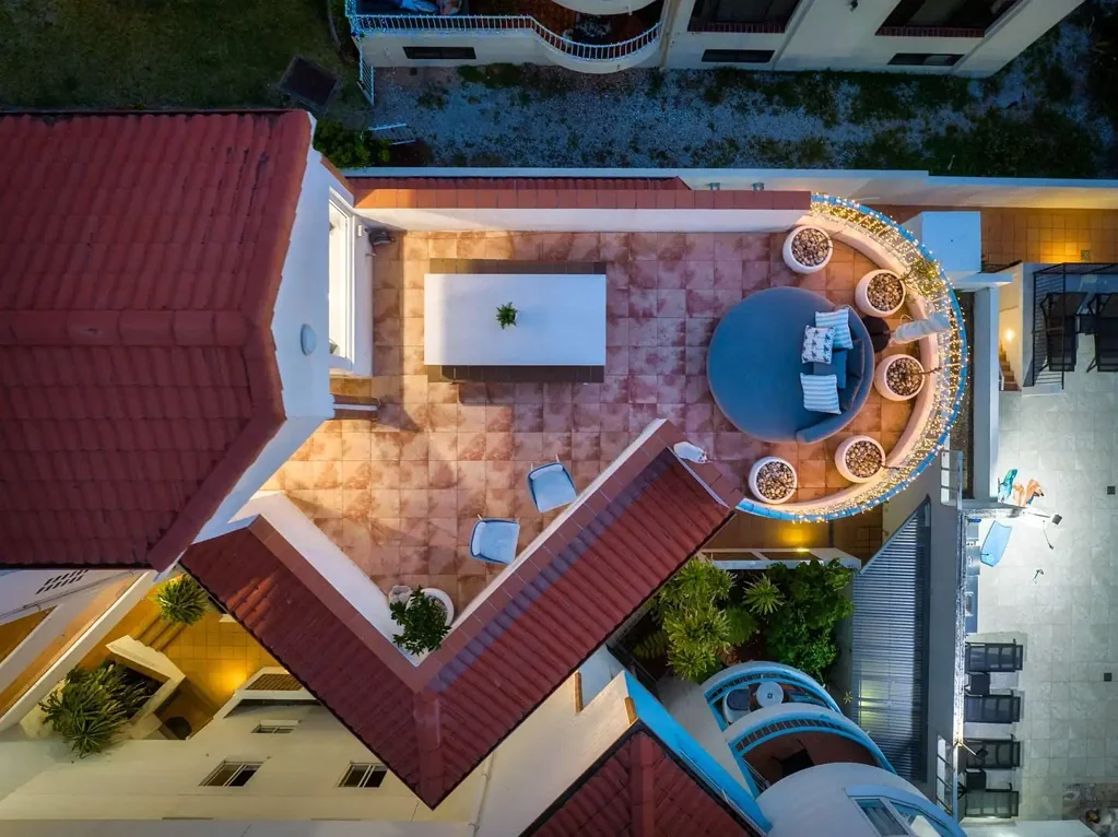 Luxurious Four-Bedroom Penthouse Paradise - Furnished
