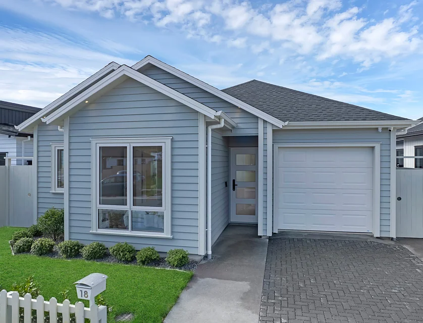 18 Tipu Crescent, Milldale, Rodney, Auckland, 3房, 2浴, 独立屋