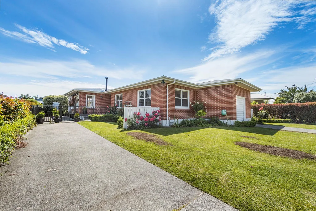 Matamata 3房  Light, bright & versatile family living