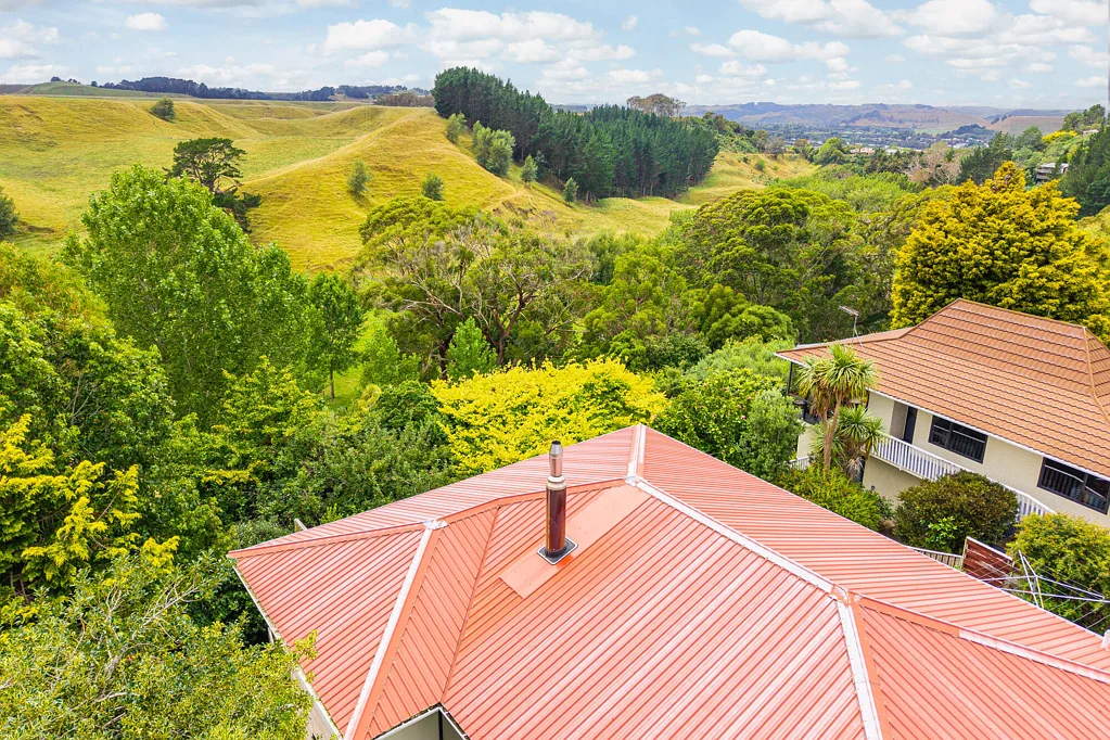 Saint Johns Hill 3 Slaapkamer Elevated Living with Panoramic Views