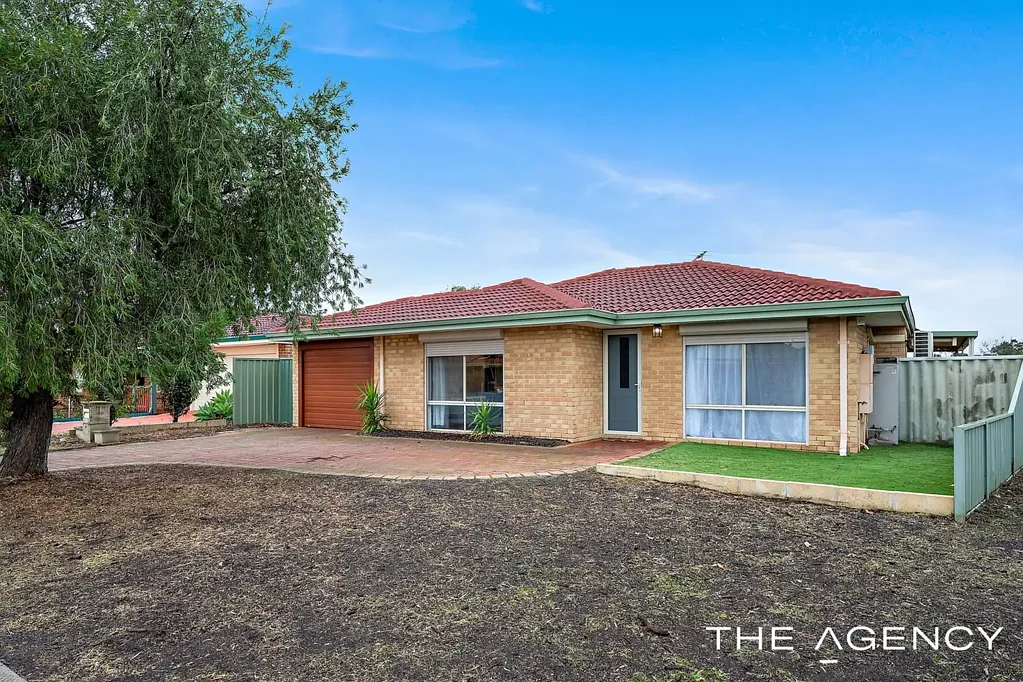 2 Jenniphur Court, Atwell, WA 6164