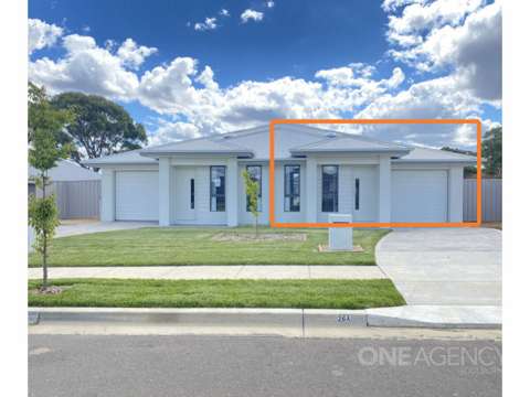 Goulburn 4 Bedroom Charming Duplex in Goulburn Awaits You!