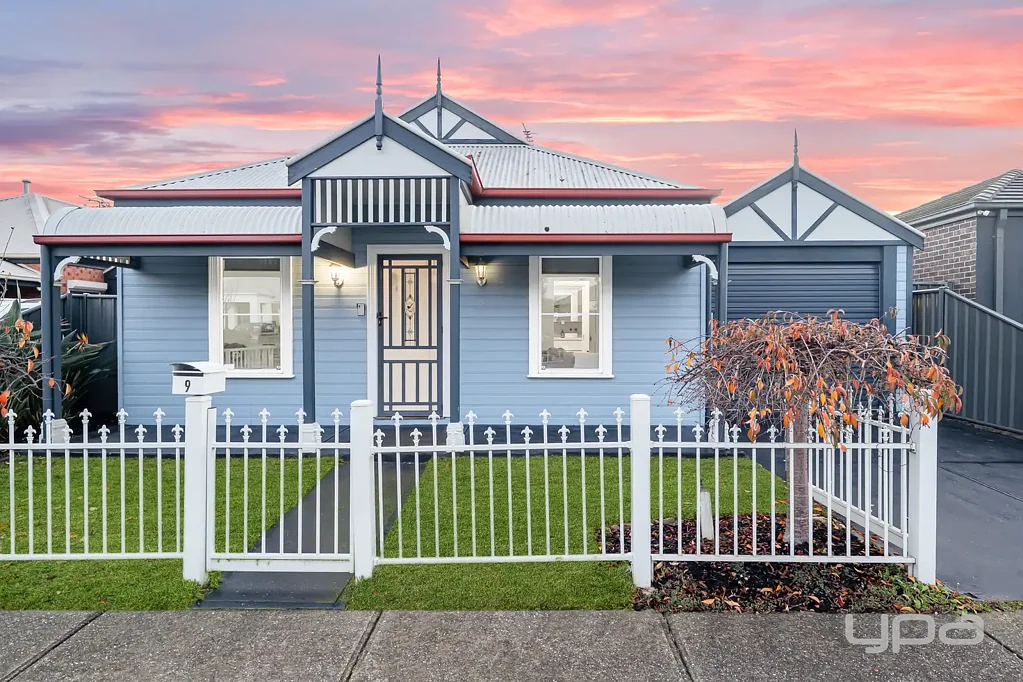 9 Dickerson Way, Caroline Springs, VIC 3023