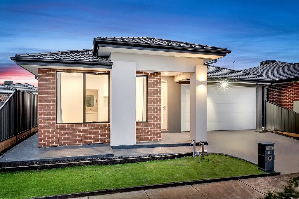 18 Elderberry Street, Craigieburn, VIC 3064
