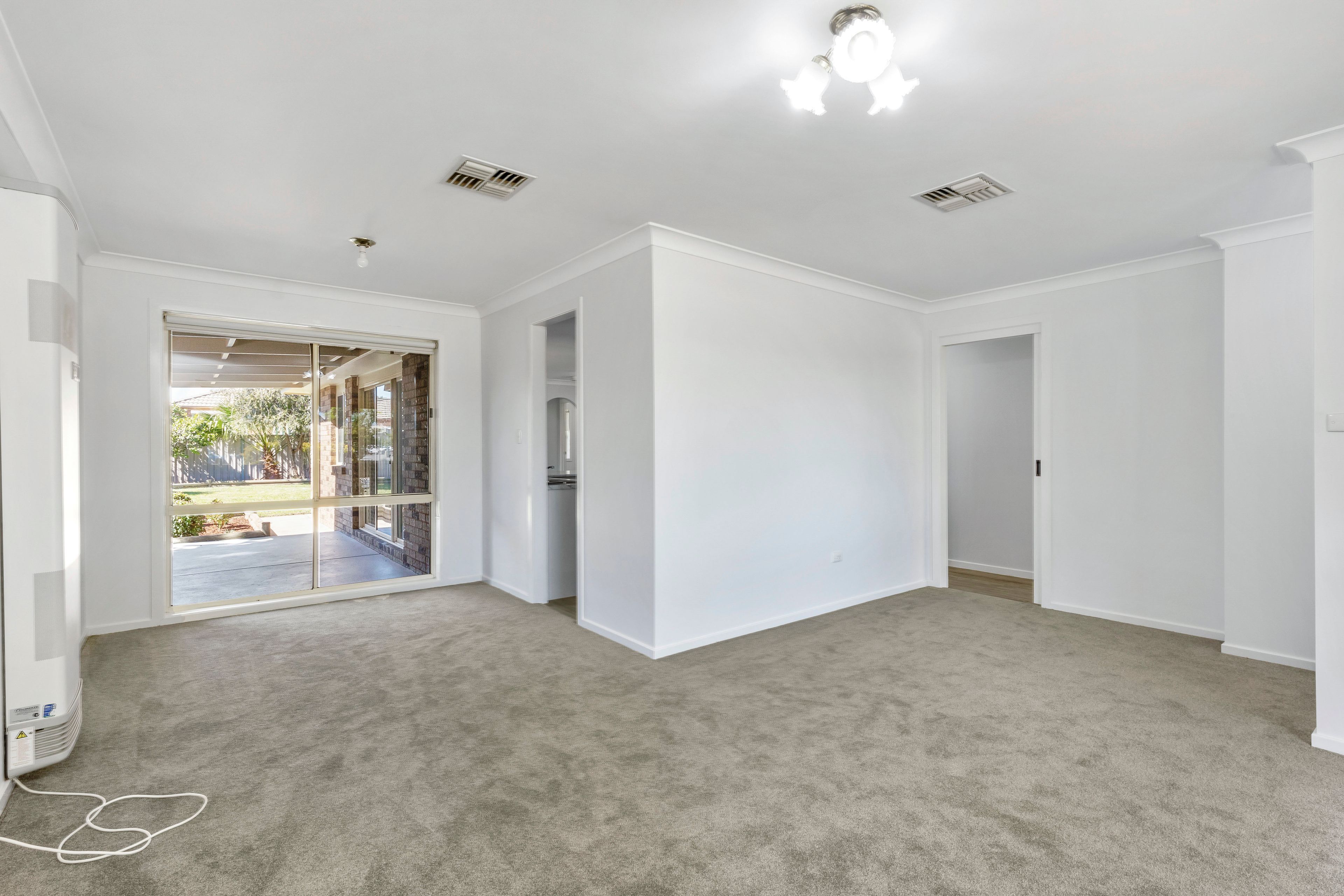 48 DALMAN PWY, GLENFIELD PARK NSW 2650, 0 rūma, 0 rūma horoi, House