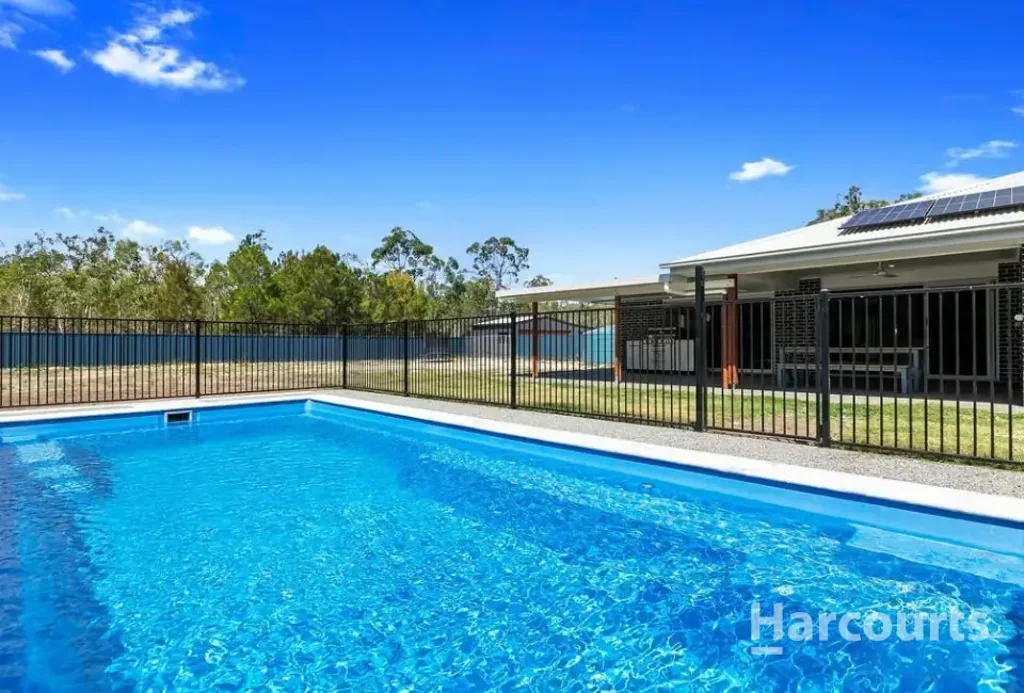 Pacific Haven 4 Bedroom Peaceful Acreage Retreat with Modern Luxury