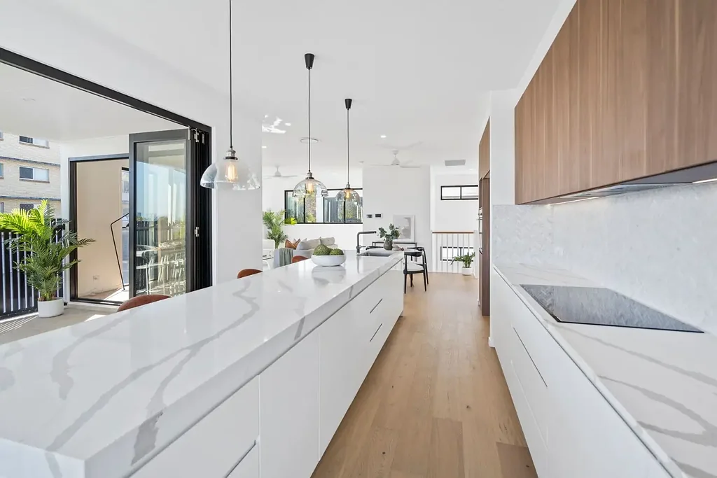 Brand New Architecturally Designed  - Arcadia Coorparoo