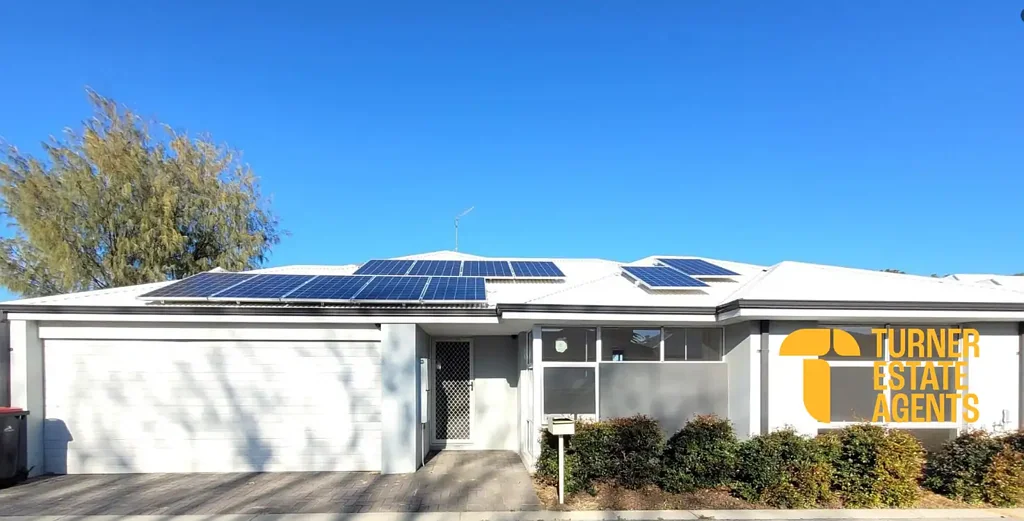 Modern Home with Solar Panels, Double Garage & Convenient Location