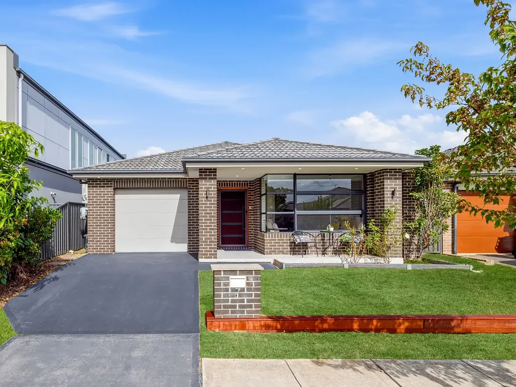 7 Calder Street, Denham Court, NSW 2565