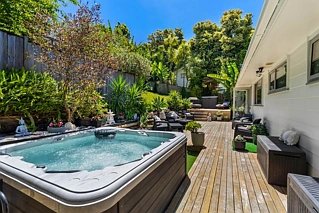 22 Gerontius Glade, Torbay, North Shore City