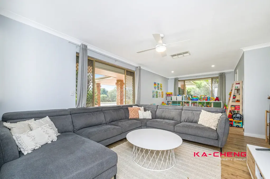 11 Tiber Avenue, Beechboro, WA 6063