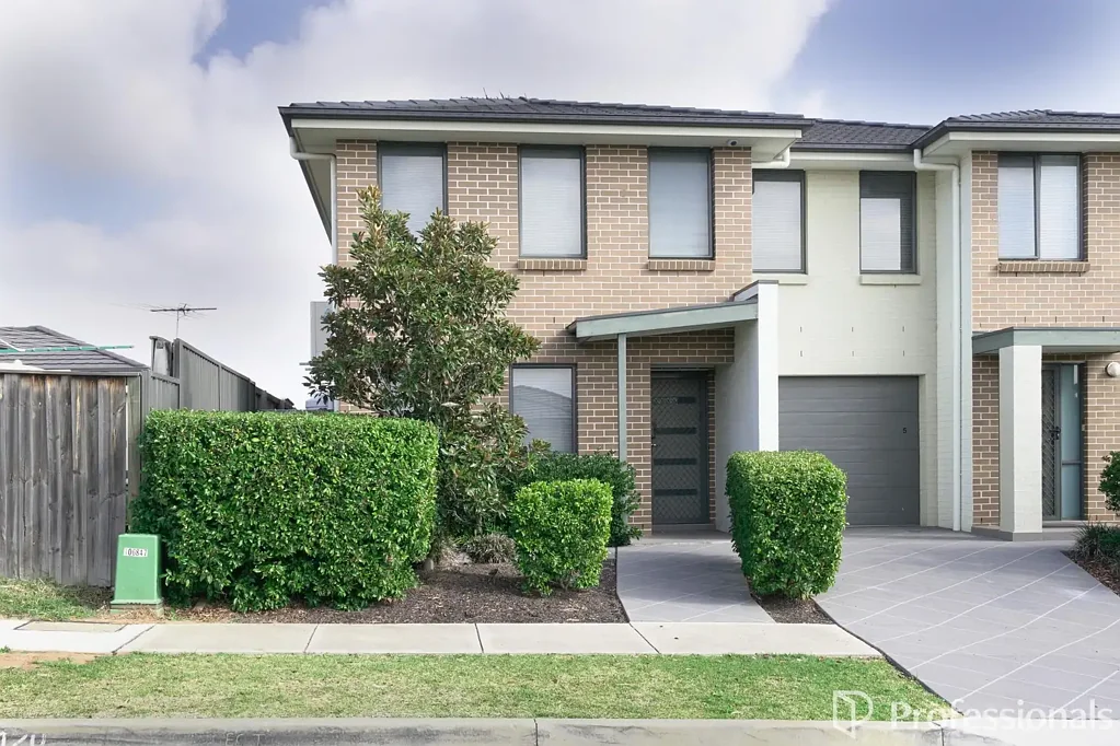 6/15 Higgins Avenue, Elderslie, NSW 2570