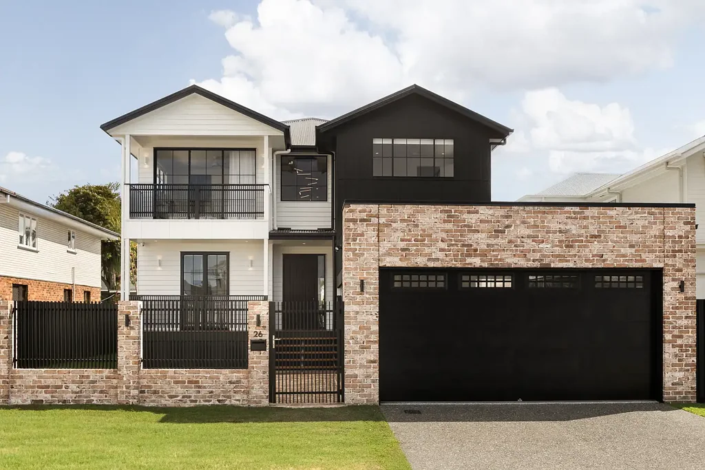Wavell Heights 5Kwarto Architectural Luxury Shaped for Family Life