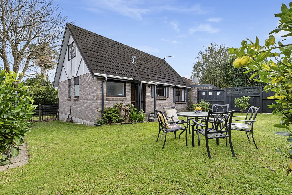 Welcome Bay 3Kwarto Investor or First-Home in proven location