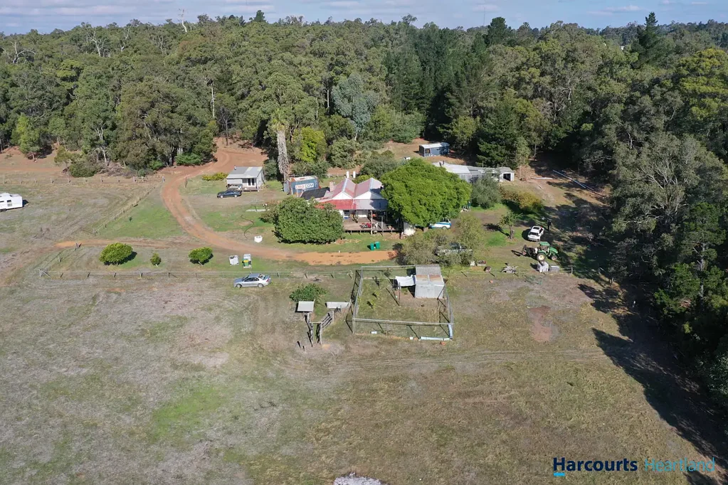 Greenbushes 4Moenga Private Greenbushes Acreage and Convenience