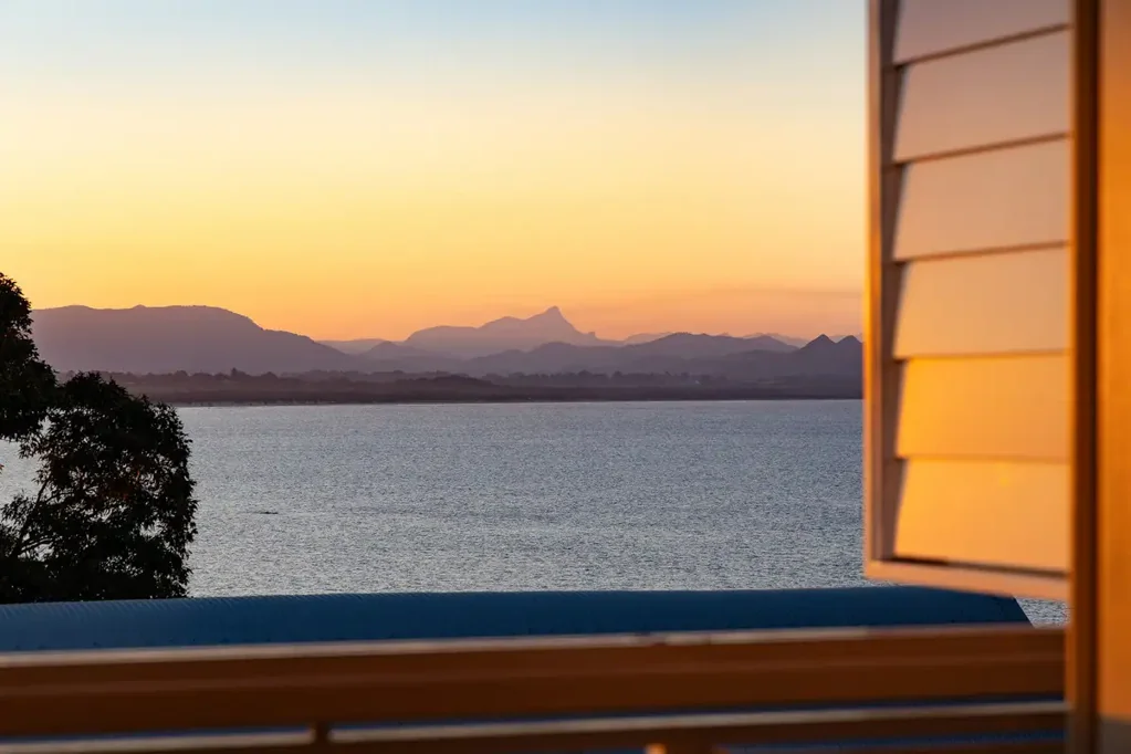 Byron Bay 4房  Ayindi – Architectural Luxury with Panoramic Ocean Views