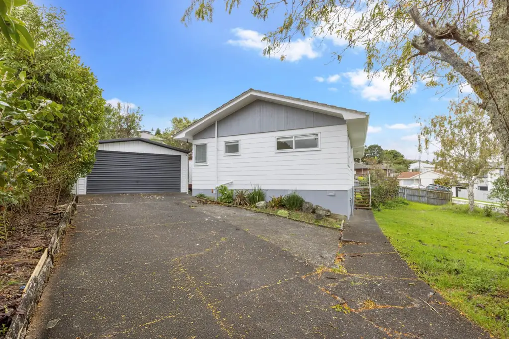 West Harbour 3Zimmer Renovated 3-Bedroom on Prime Corner Site