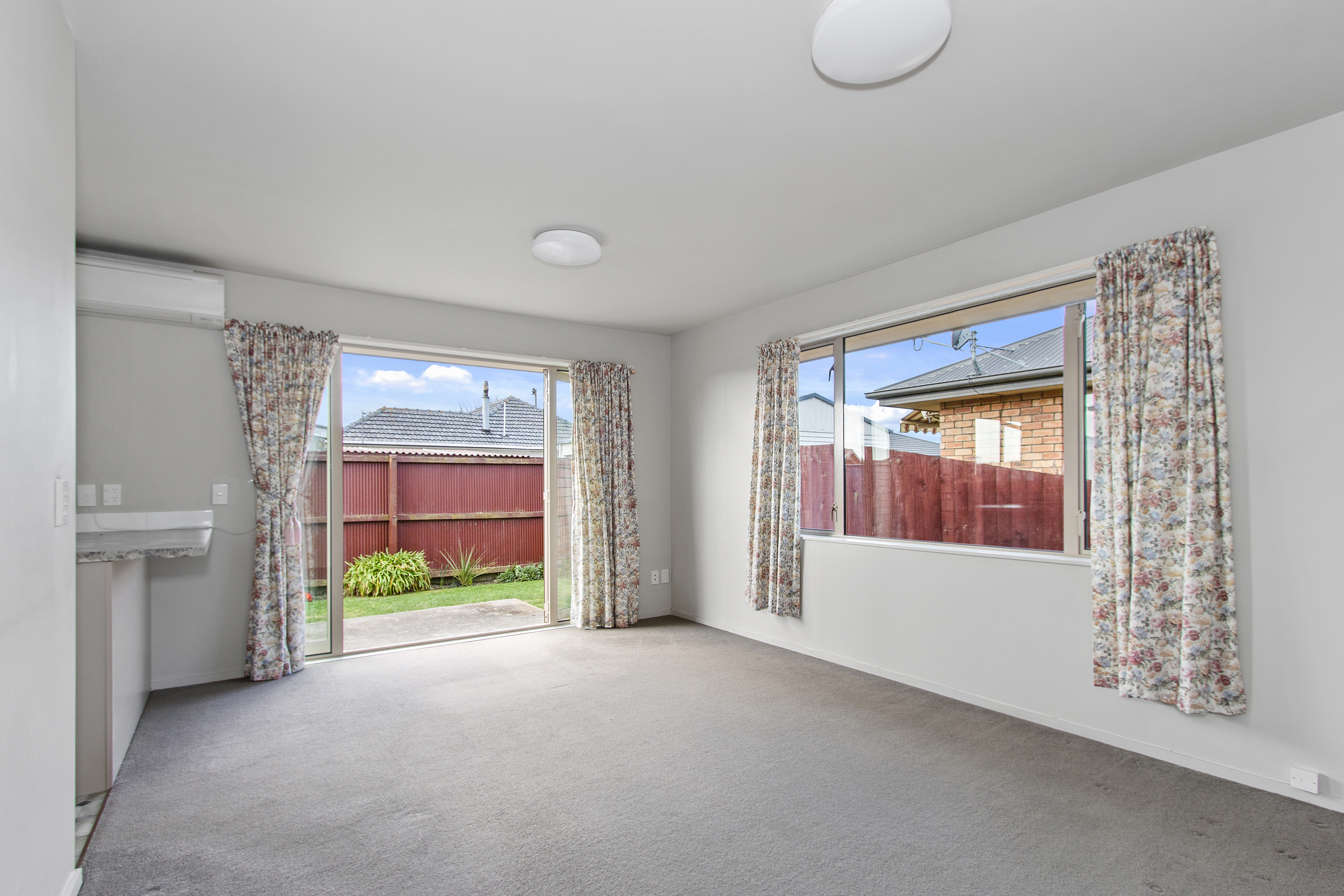 2/318 Waterloo Road, Islington, Christchurch, 2 Schlafzimmer, 1 Badezimmer