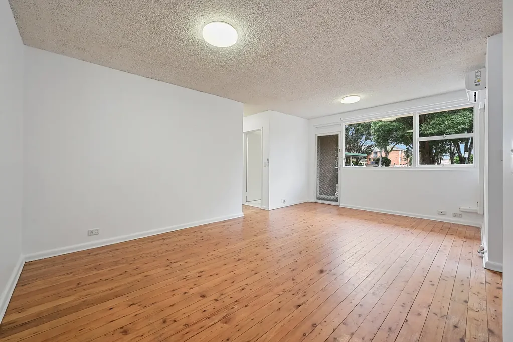 Peaceful Convenient Location