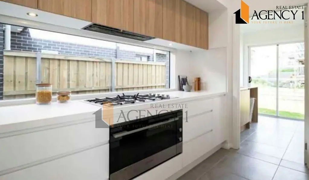 Rouse Hill 4房 4卧宽敞主套 336㎡起土地 燃气电磁炉灶 轻松地铁通勤 邻近优质学校 Rouse Hill’s Newest Place to Call Home