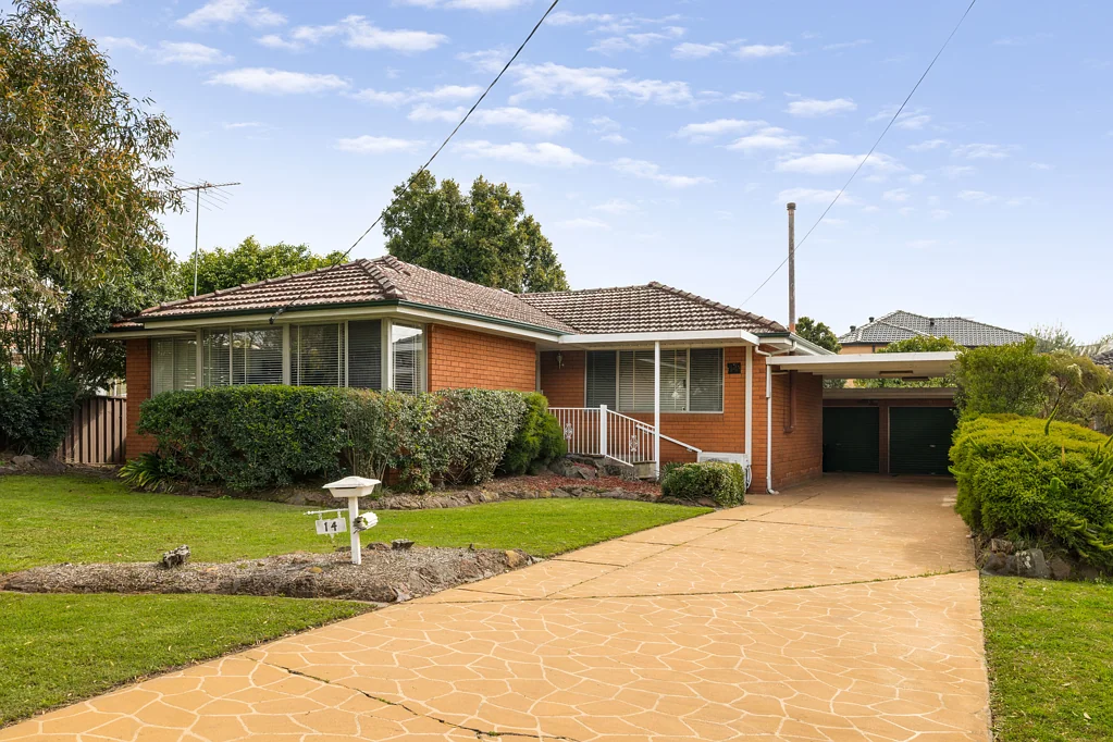 14 Kurrajong Avenue, Georges Hall, NSW 2198