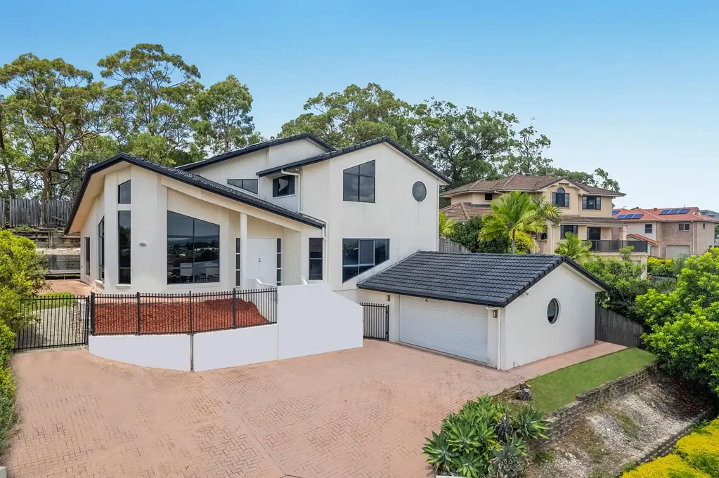19 Tamarind Place, Stretton, QLD 4116