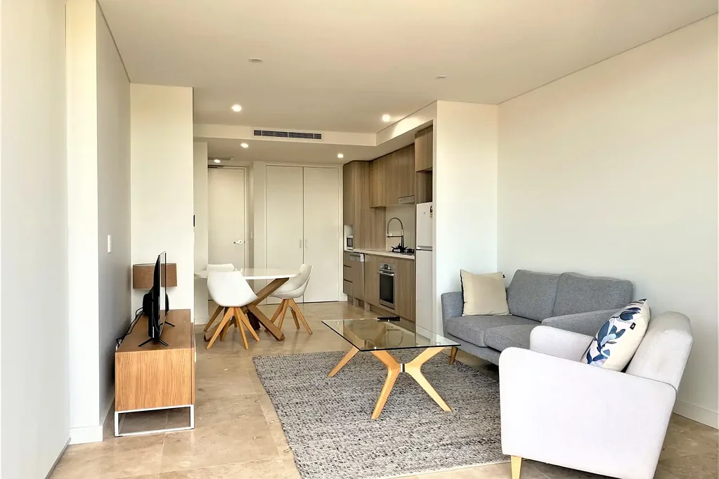 Modern One Bedroom in the Heart of Five Dock