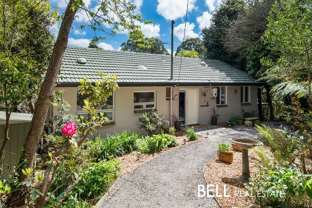5 Yarilla Road, Sassafras, VIC 3787