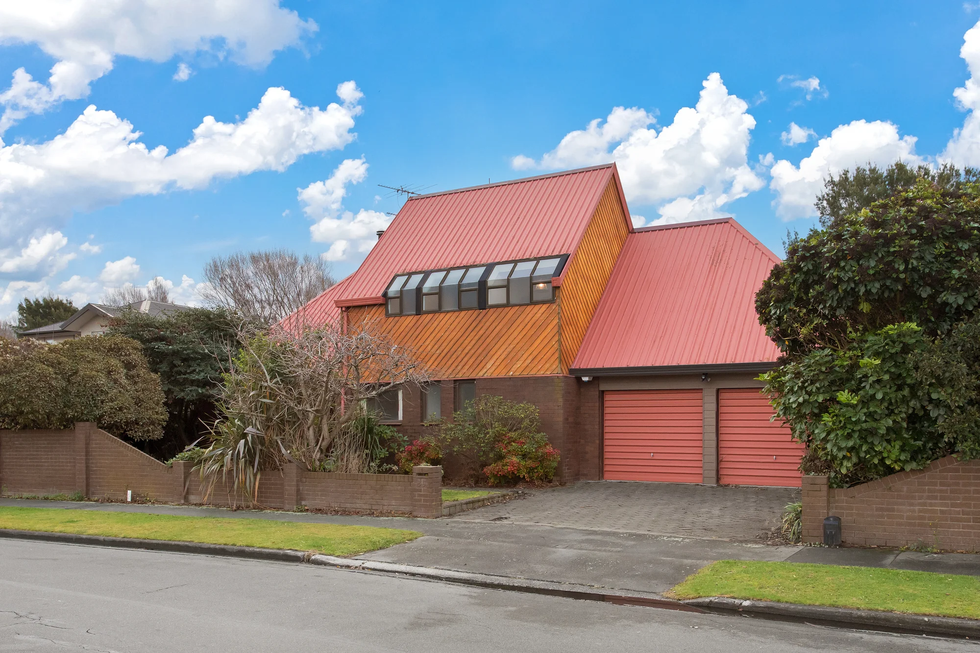 Burwood 3 Slaapkamer Deceased Estate - Must Be Sold