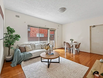 2/73 Milton Street, Ashfield, NSW 2131, 3房, 1浴, 公寓