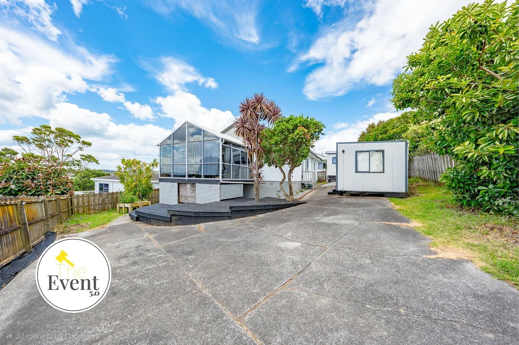 8 Grenadine Place, Unsworth Heights, North Shore City, Auckland