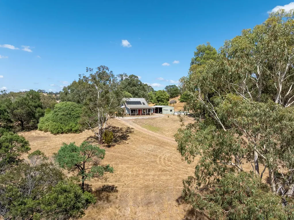 2230 Highlands Road, Highlands, VIC 3660